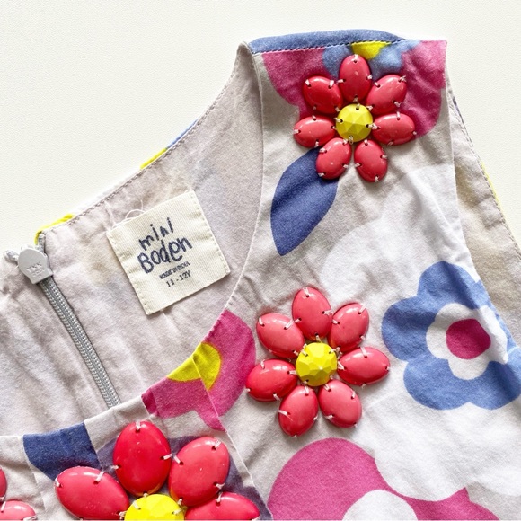 Mini Boden Floral Dress with Beading Size 11-12 - Picture 5 of 7